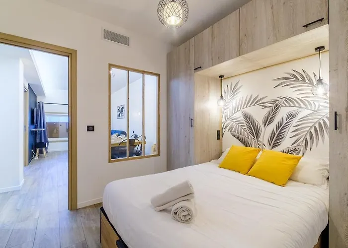 Apartament Vivez ! Logez A 6 Au Centre-ville *